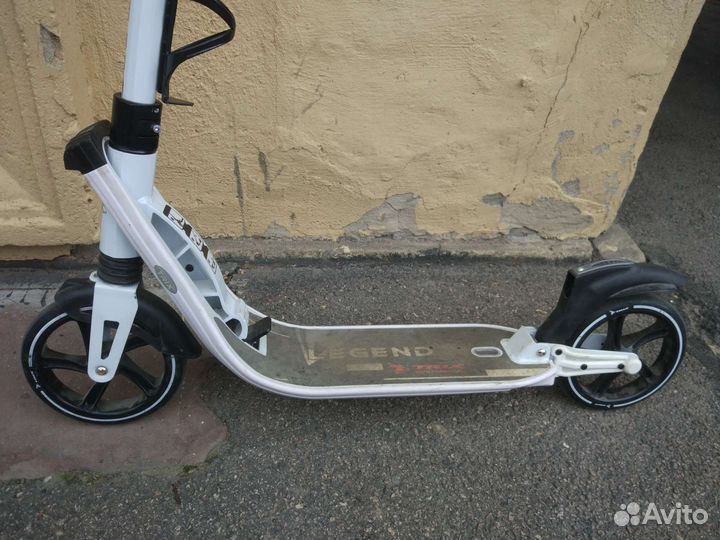 Самокат взрослый trix legend