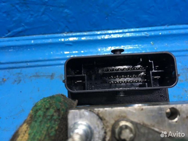 Блок абс насос Рено Логан 1,6 K7M Renault Logan