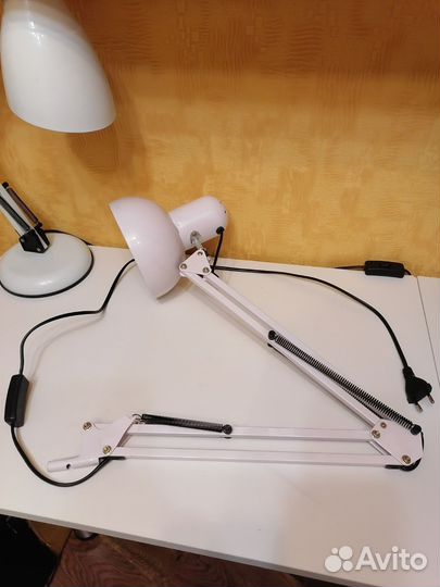 Лампа настольная