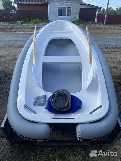 Пластиковая лодка риб
