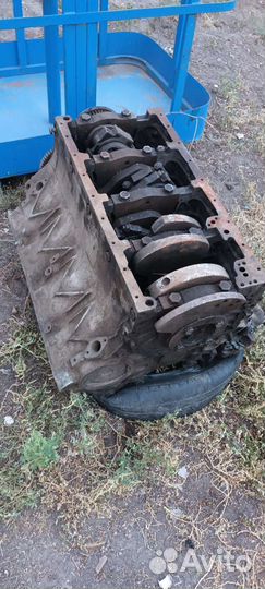 Блок двигателя