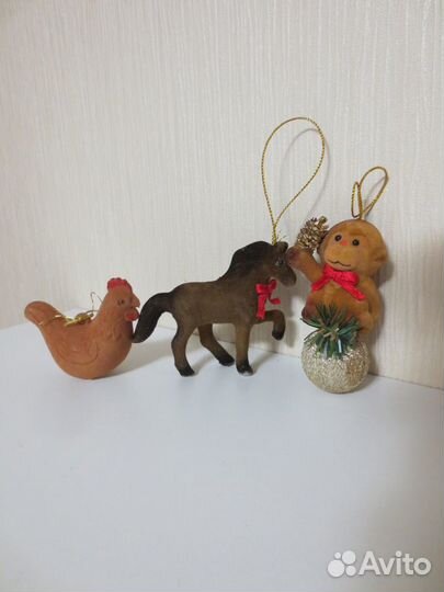 Игрушки и мини-фигурки