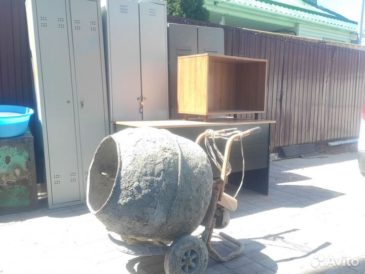 Продам бу бетономешалка