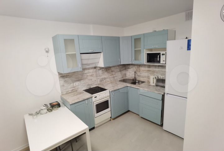 2-к. квартира, 41 м², 31/33 эт.