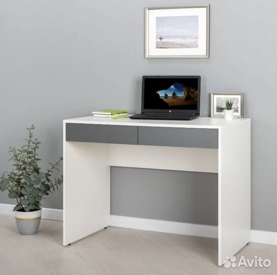 Стол компьютерный