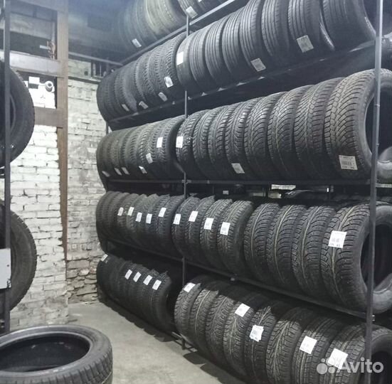 Goodyear EfficientGrip SUV 4x4 235/55 R17 95M