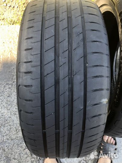 Goodyear EfficientGrip 225/50 R17