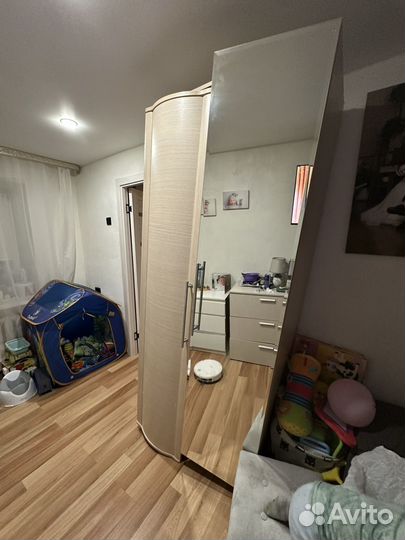 Шкаф для одежды бу