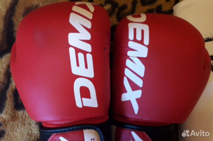 Перчатки, защита для ног, бинты