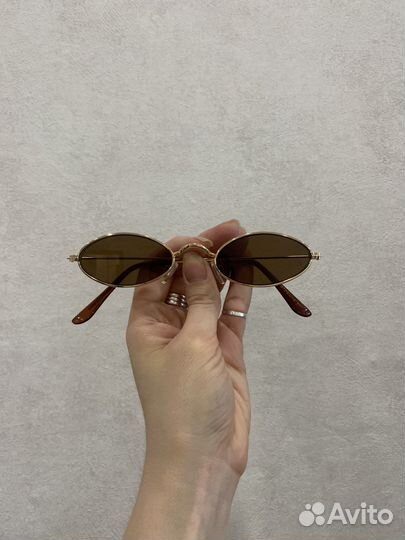 Солнцезащитные очки