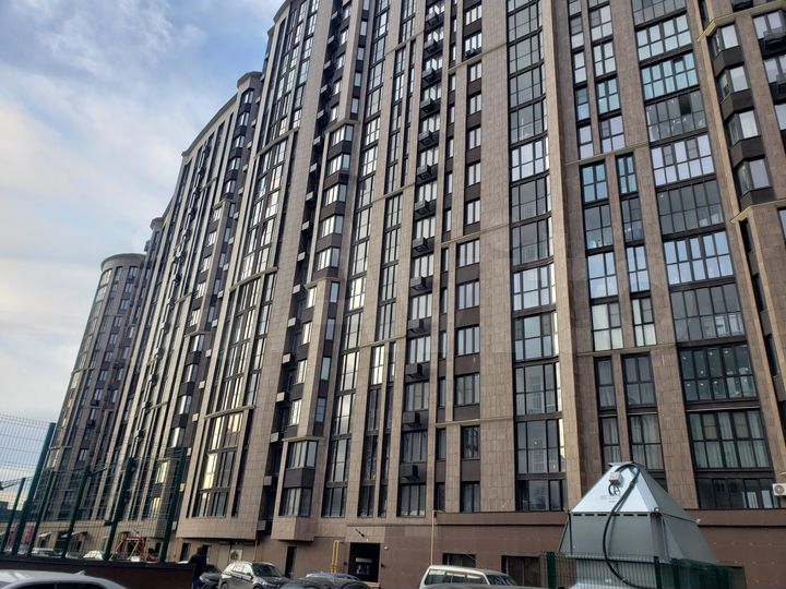 3-к. квартира, 98,2 м², 13/20 эт.