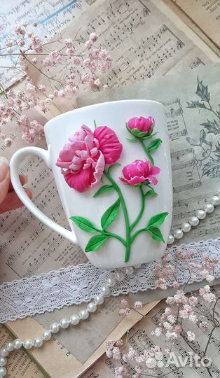 Кружка с декором из полимерной глины