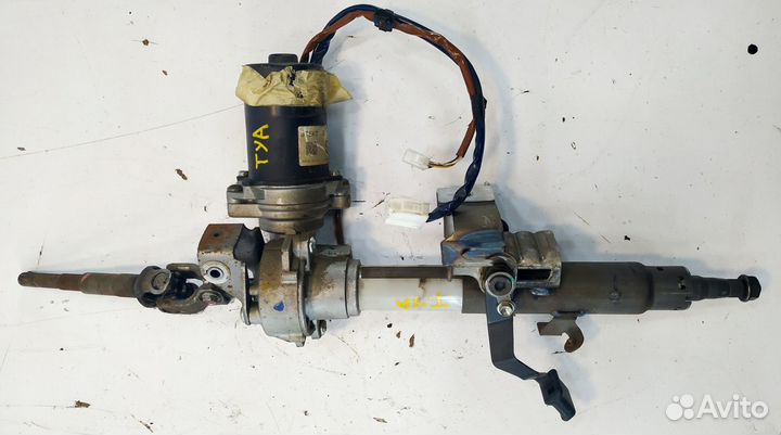 Toyota Yaris Усилитель руля с эур 45200 - 0D112