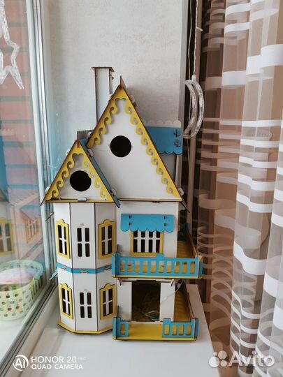 Домик кукольный