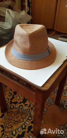 Шляпа и шарфы