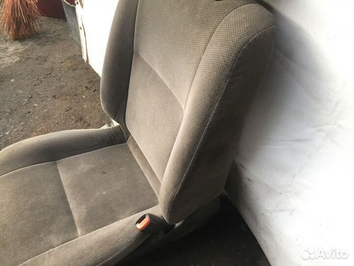 Сидение переднее правое Nissan Maxima A32 (1994—20