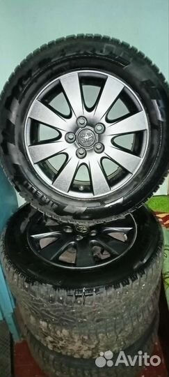 Литые диски R16 на камри с зимней резиной Пирелли
