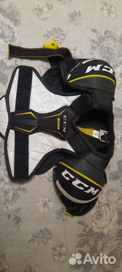 Нагрудник хоккейный ccm
