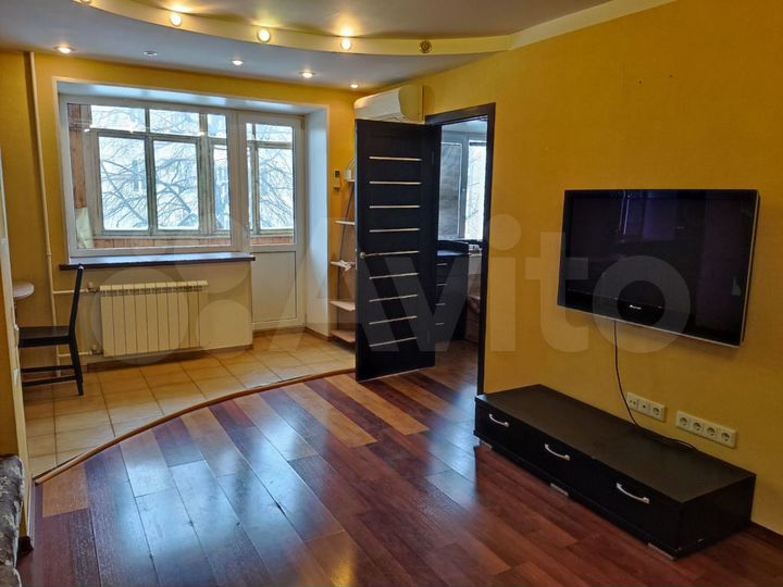 2-к. квартира, 42 м², 2/5 эт.