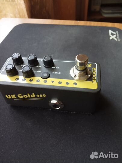Гитарный преамп Mooer Micro preAMP 002 UK Gold 900