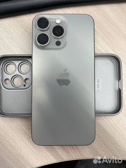 iPhone 15 Pro Max, 256 ГБ