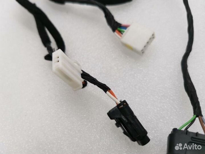 Проводка двери задняя правая Hyundai Solaris 2 1.6