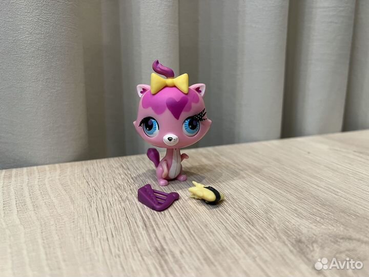 Littlest pet shop фигурки lps