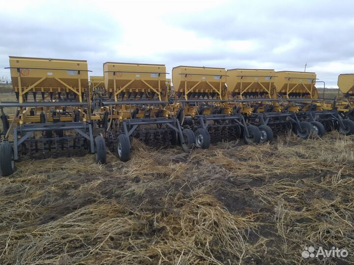 К-700, скп-2.1, пч-4, оп-8, жатка свальная 6 м