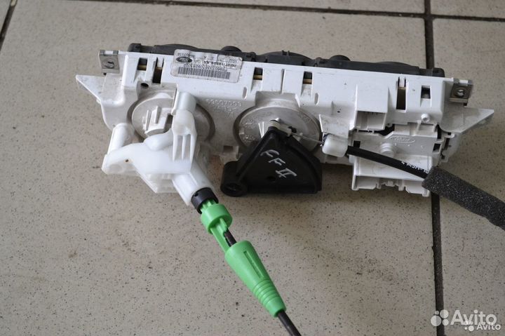 Блок управления печкой Ford Focus 2