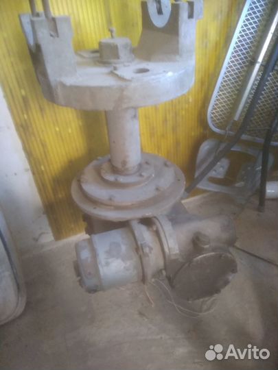 Поворотное устройство для антенн П-10 (П-8) без тс