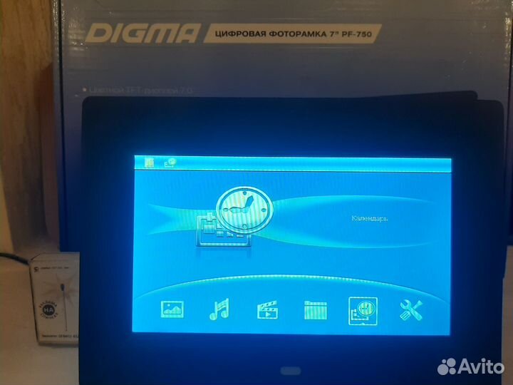 Цифровая фоторамка Digma PF-750 7