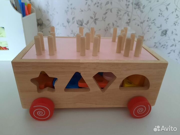 Сортер, пирамидка, каталка с колёсами