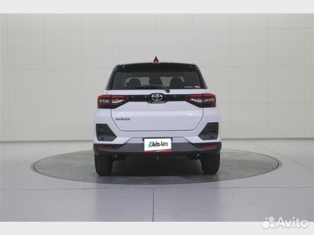 Toyota Raize 1.0 CVT, 2021, 27 000 км