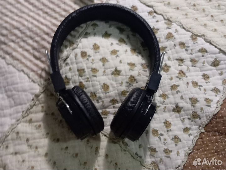 Беспроводные наушники ezra