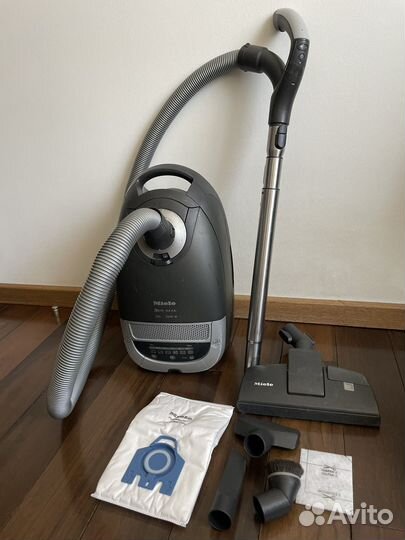 Пылесос Miele S5781 2200W