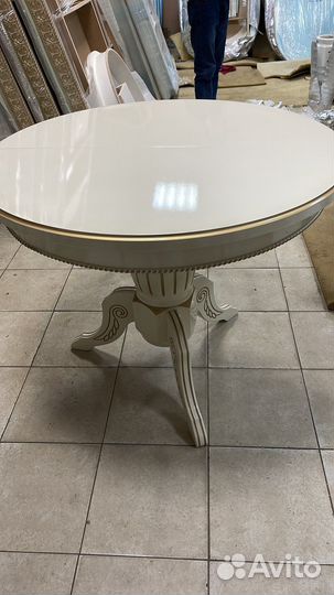 Стол круглый