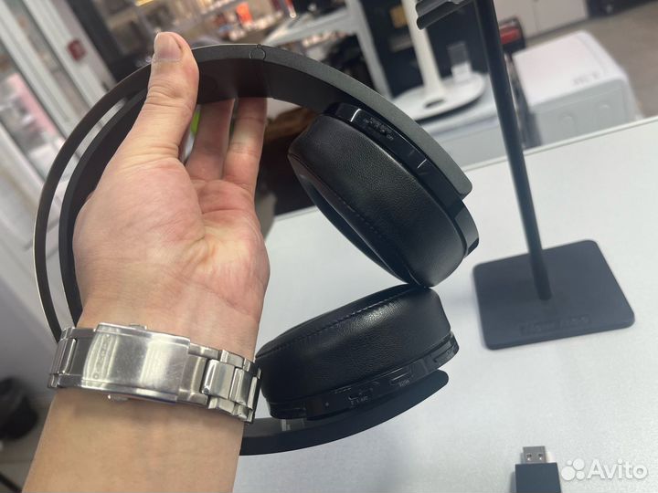 Наушники Sony Platinum Wireless Headset