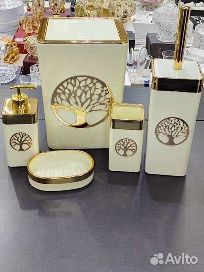 Набор в ванную комнату