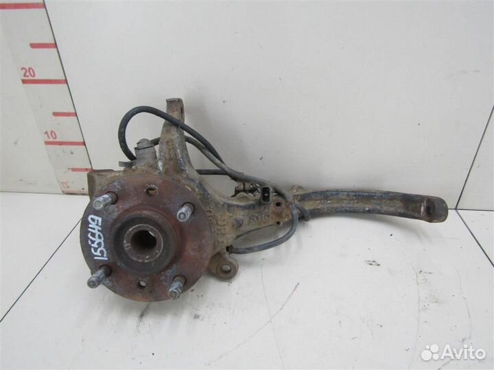 Кулак поворотный передний правый Mitsubishi Galan