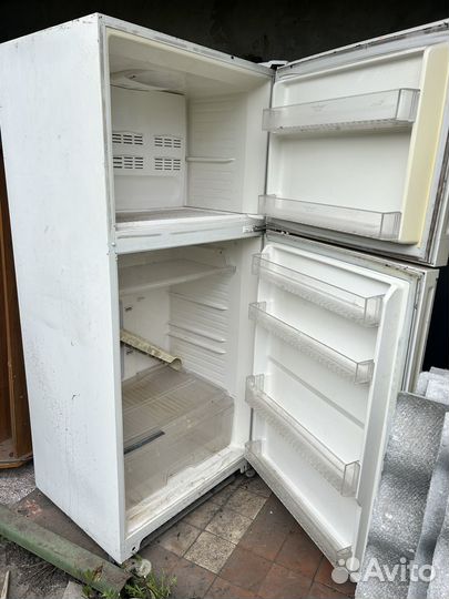 Холодильник