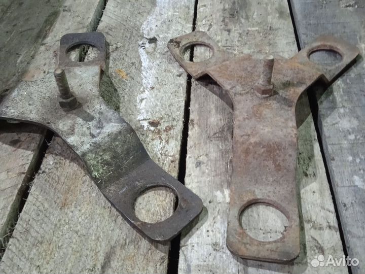 Держатель колпаков Baw Fenix 1044