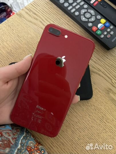 iPhone 8 Plus, 64 ГБ