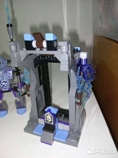 Lego nexo knights 70359 Lance vs. Lightning