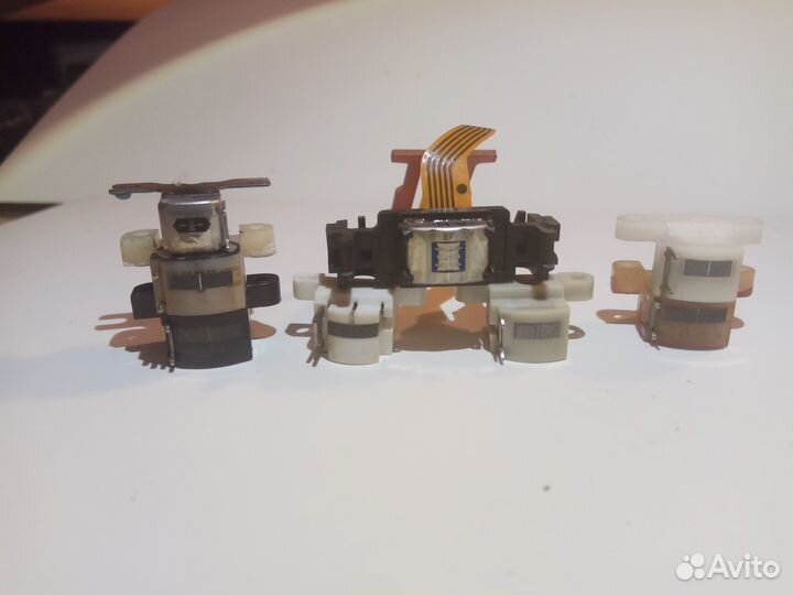 Головки для магнитофонов и запчасти для приемников