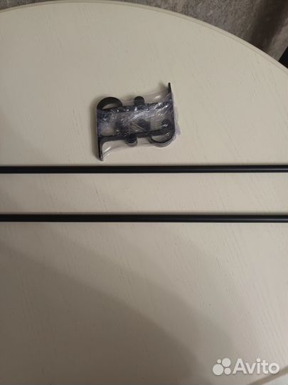 Угловая полочка для душа