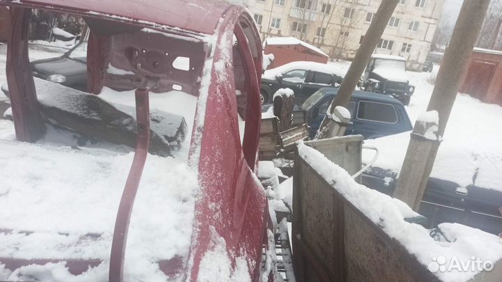 Шевроле Авео Кузов Т300 с документами 2014г