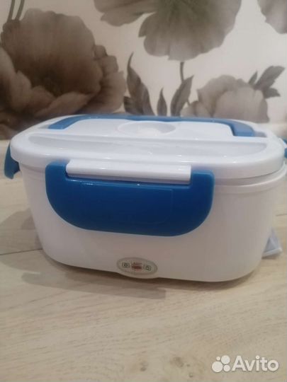 Контейнер для еды с подогревом