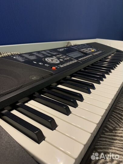 Синтезатор Denn dek610
