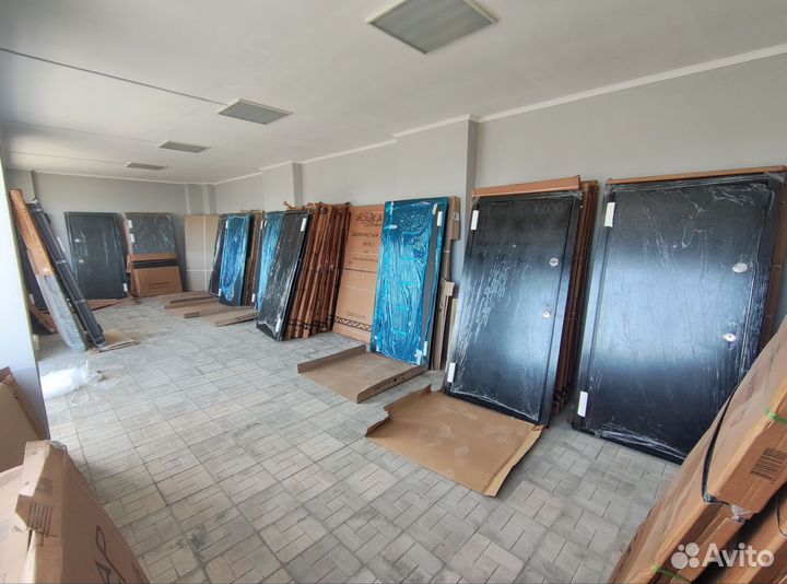 Дверь входная металлическая новая