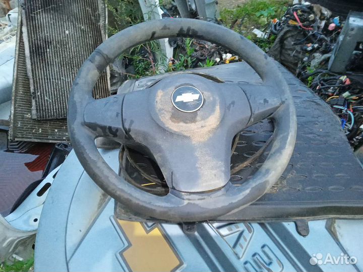 Руль niva chevrolet bertone